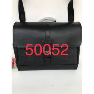 coach正品查询蔻驰官网F50052 HUDSON浮雕牛皮邮差包